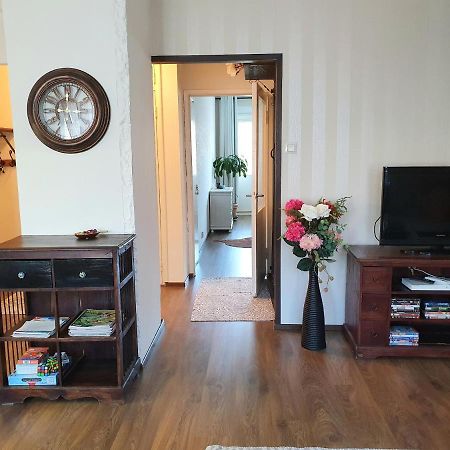 Tina'S Place 波里 外观 照片